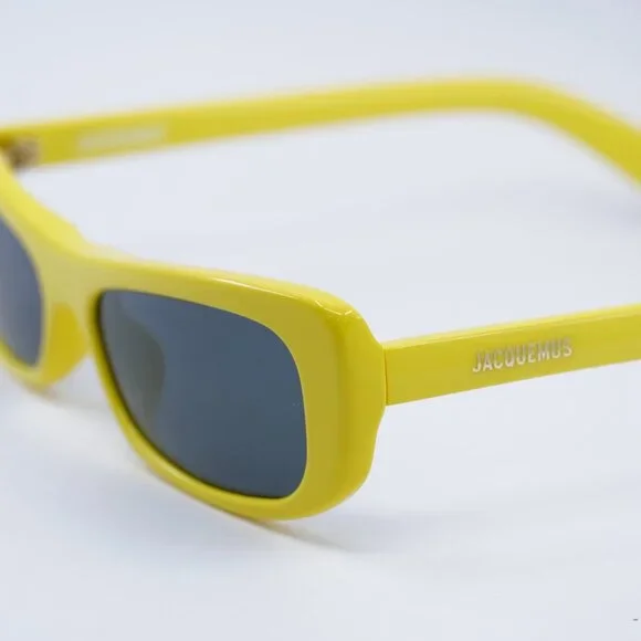 Jacquemus Capri Rectangular Sunglasses Yellow\\Grey Jacquemus - Capri Sunglasses in Black, Yellow Gold and Grey  main image 4